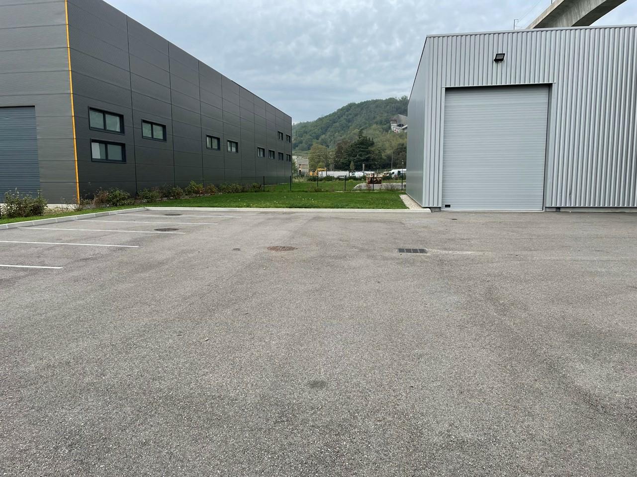 Local d'activité La Boisse 658m² Location local d'activité La Boisse Ain OLACT2206230 8